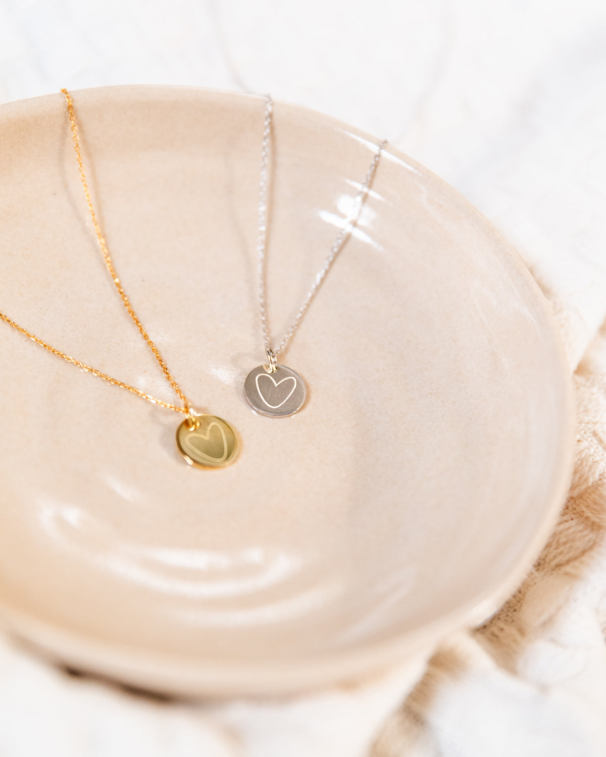 Herz - Halskette Gold mit Karte Halskette Visual Statements®