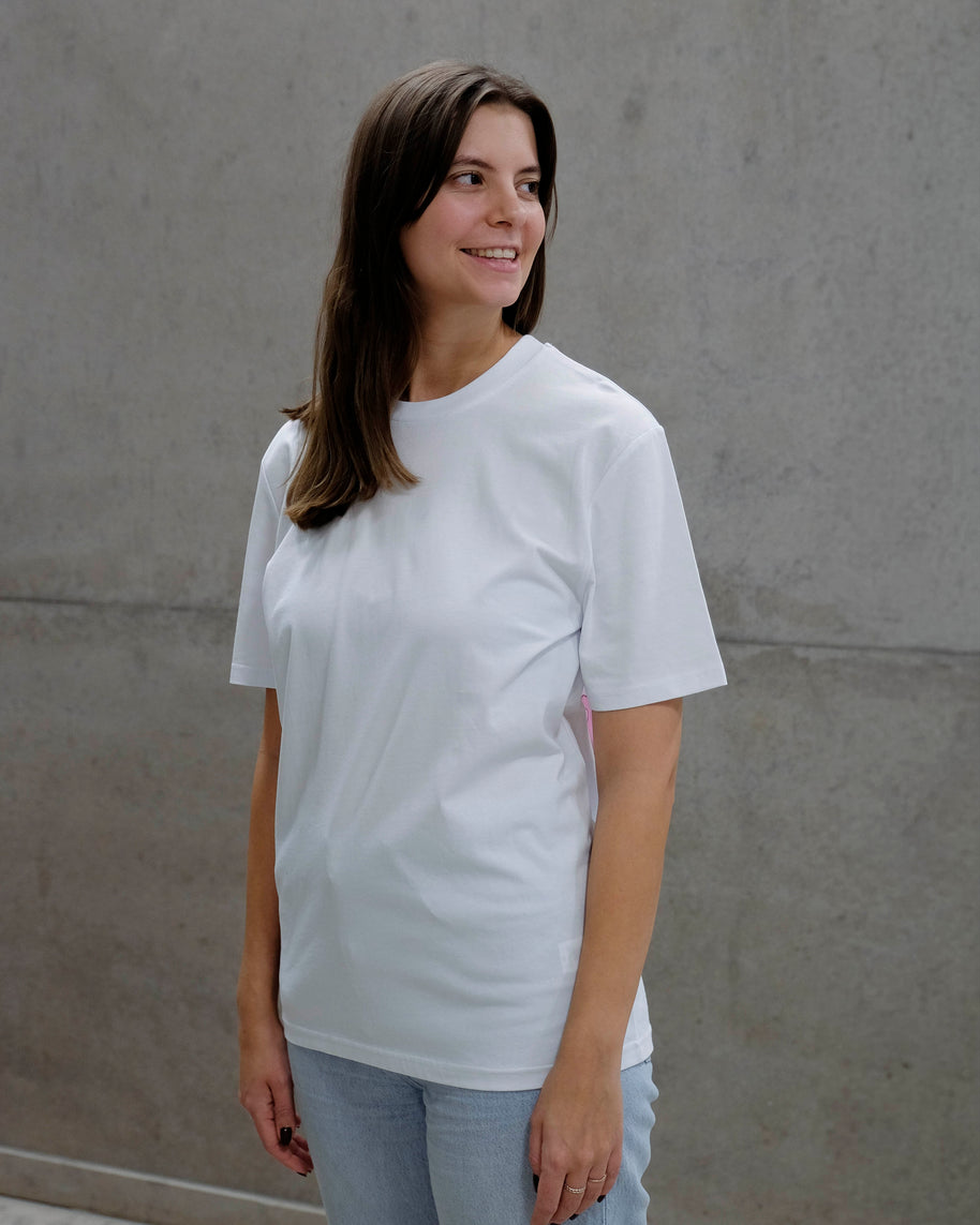 delulu - Unisex T-Shirt T-Shirt Brandtale