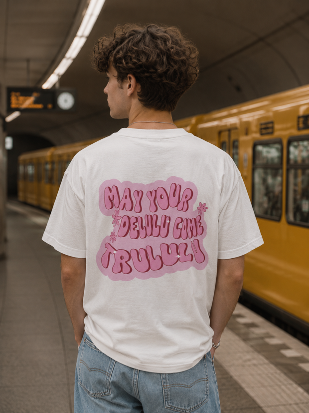 delulu - Unisex T-Shirt