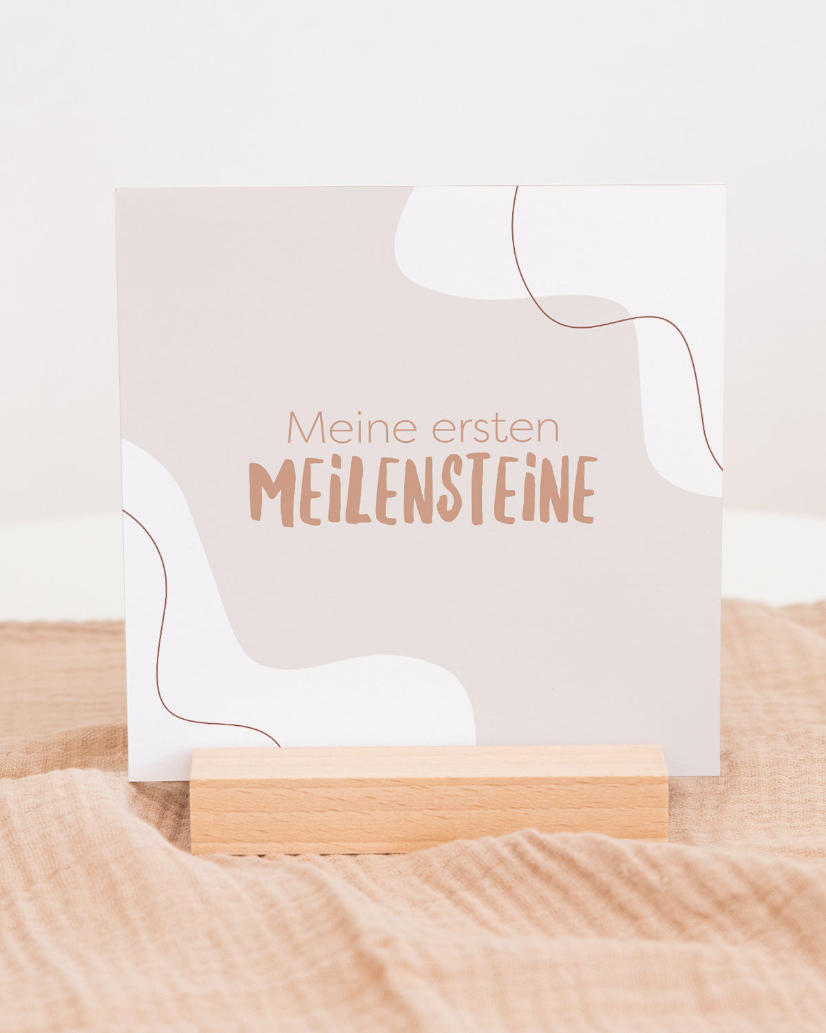 Erstes Jahr - Meilensteinkarten Karten im Holzaufsteller Lieblingsmensch®