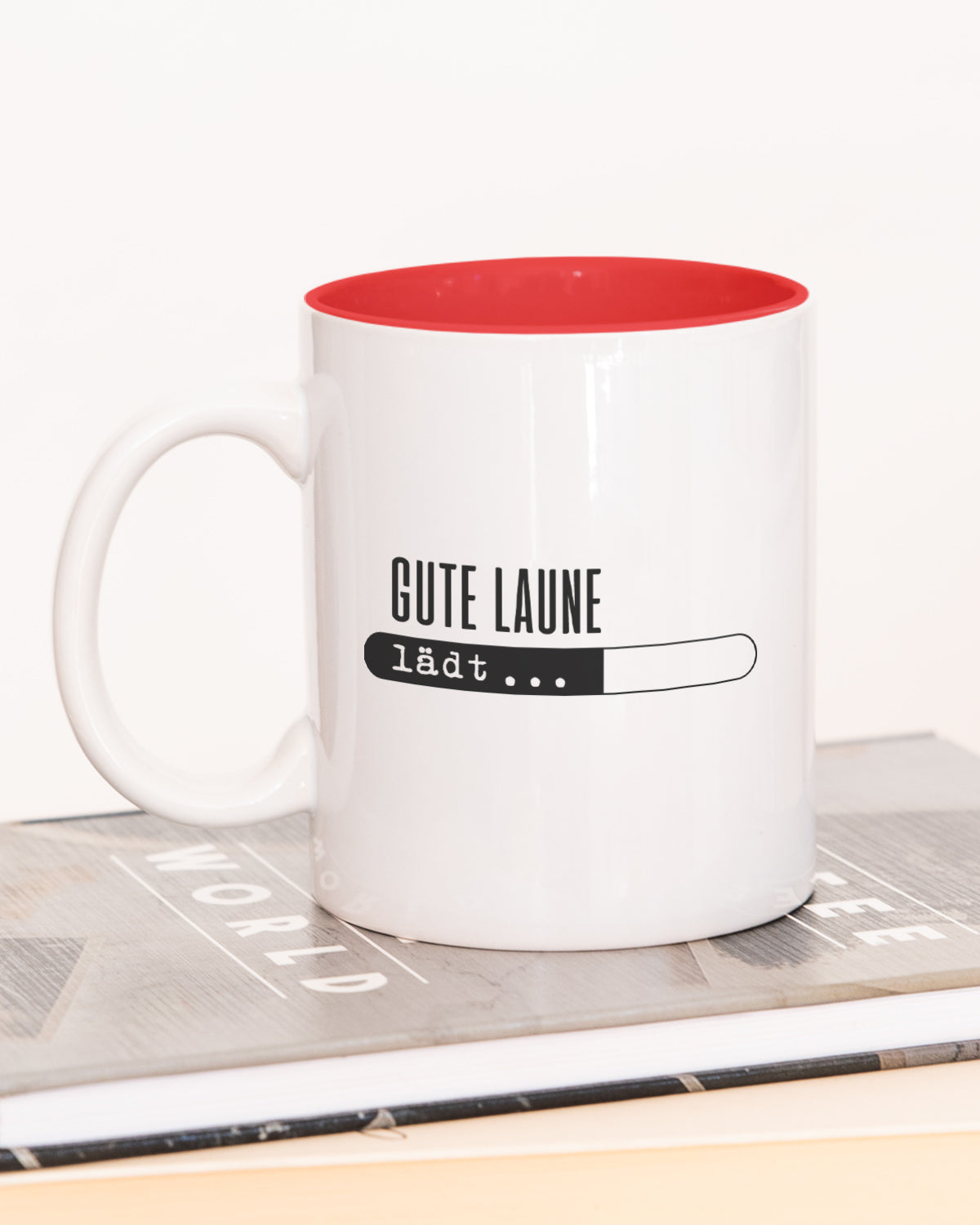 Gute Laune lädt - Tasse Rot Tasse Lieblingskollegen®