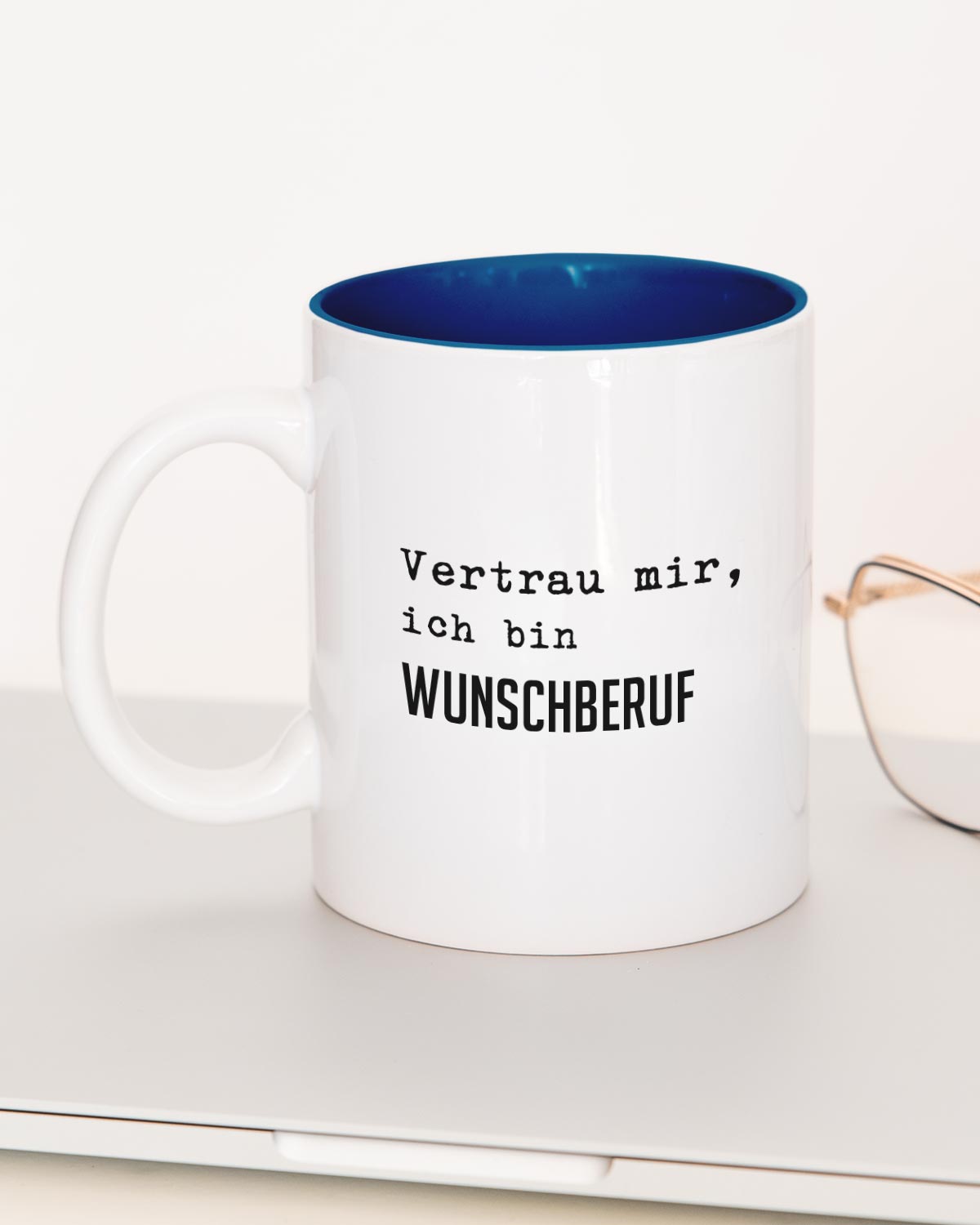 Vertrau mir (+Wunschberuf) - Tasse Dunkelblau Tasse Lieblingskollegen®