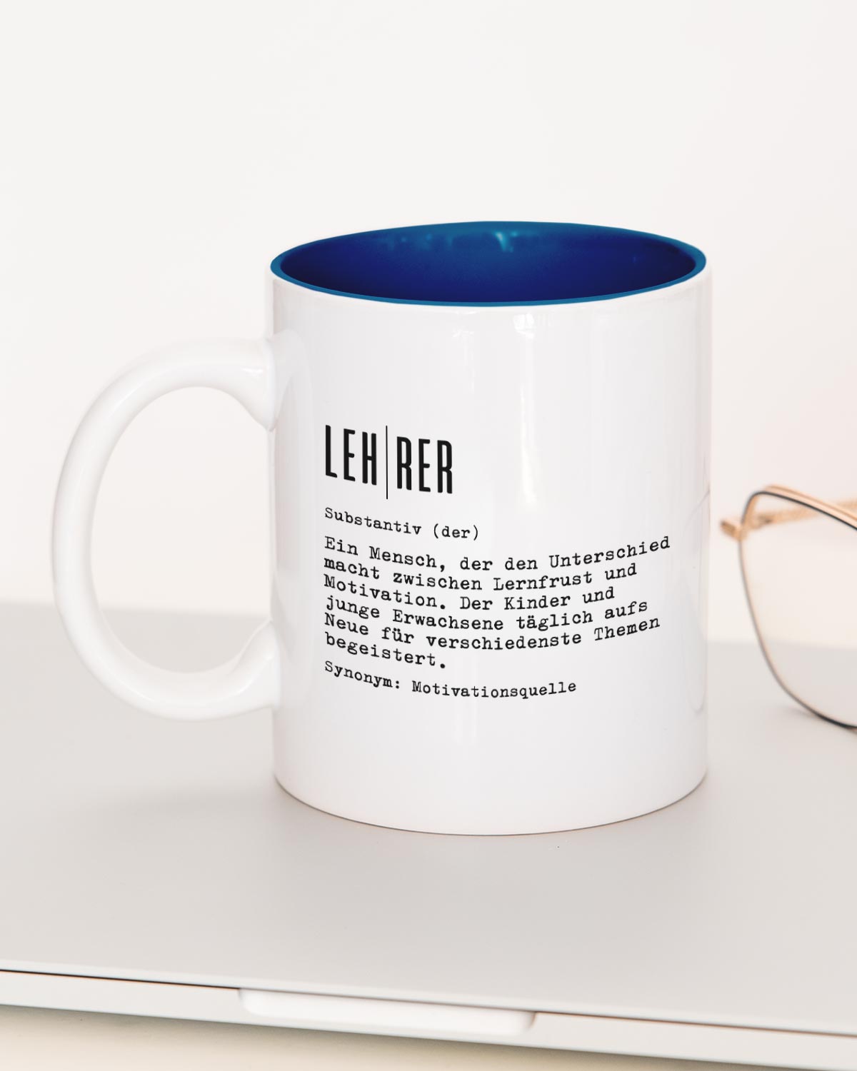 Definition Lehrer/in - Tasse Lehrer Dunkelblau Tasse Lieblingskollegen®