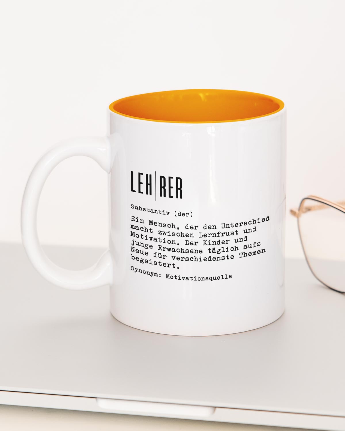 Definition Lehrer/in - Tasse Lehrer Orange Tasse Lieblingskollegen®