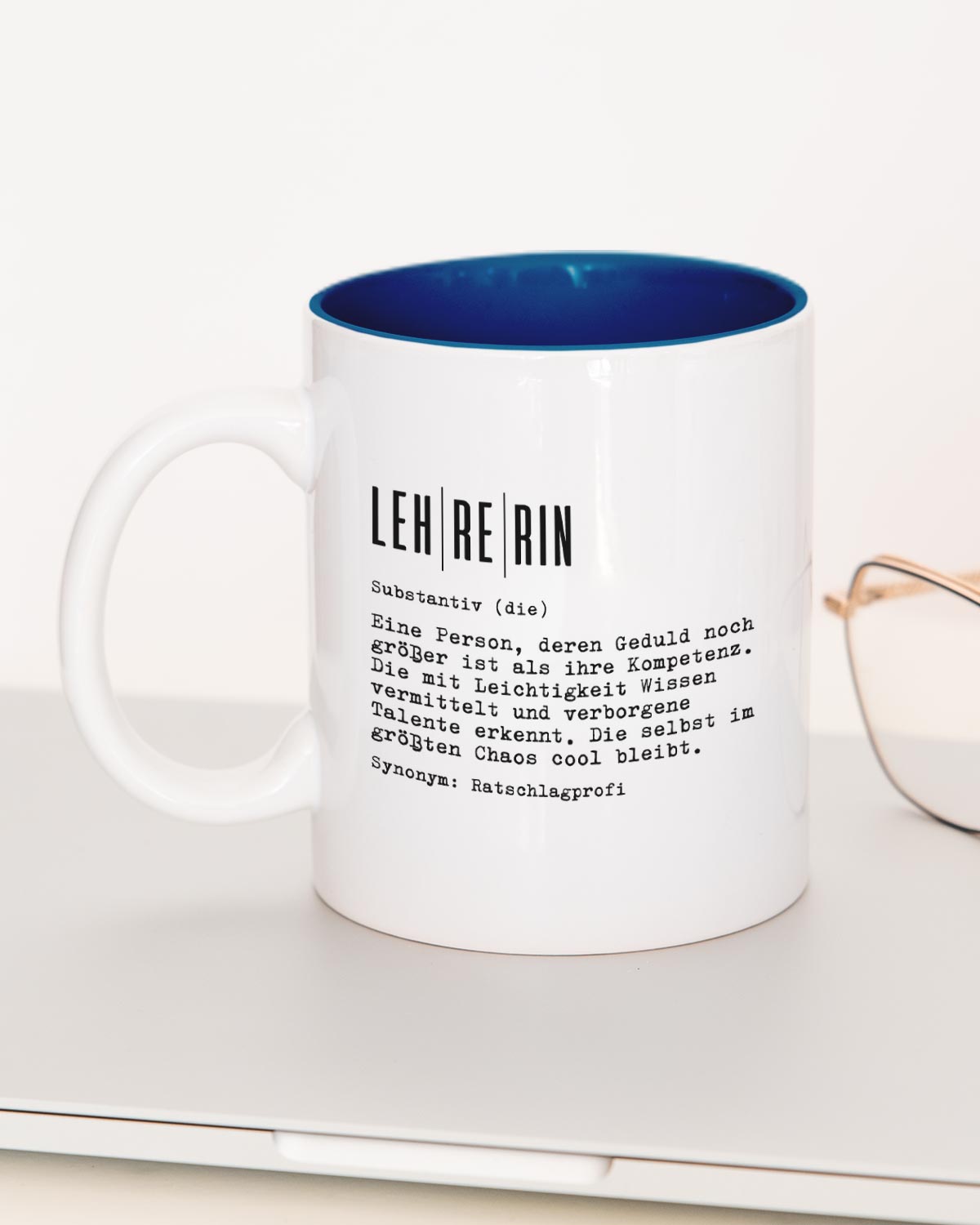 Definition Lehrer/in - Tasse Lehrerin Dunkelblau Tasse Lieblingskollegen®