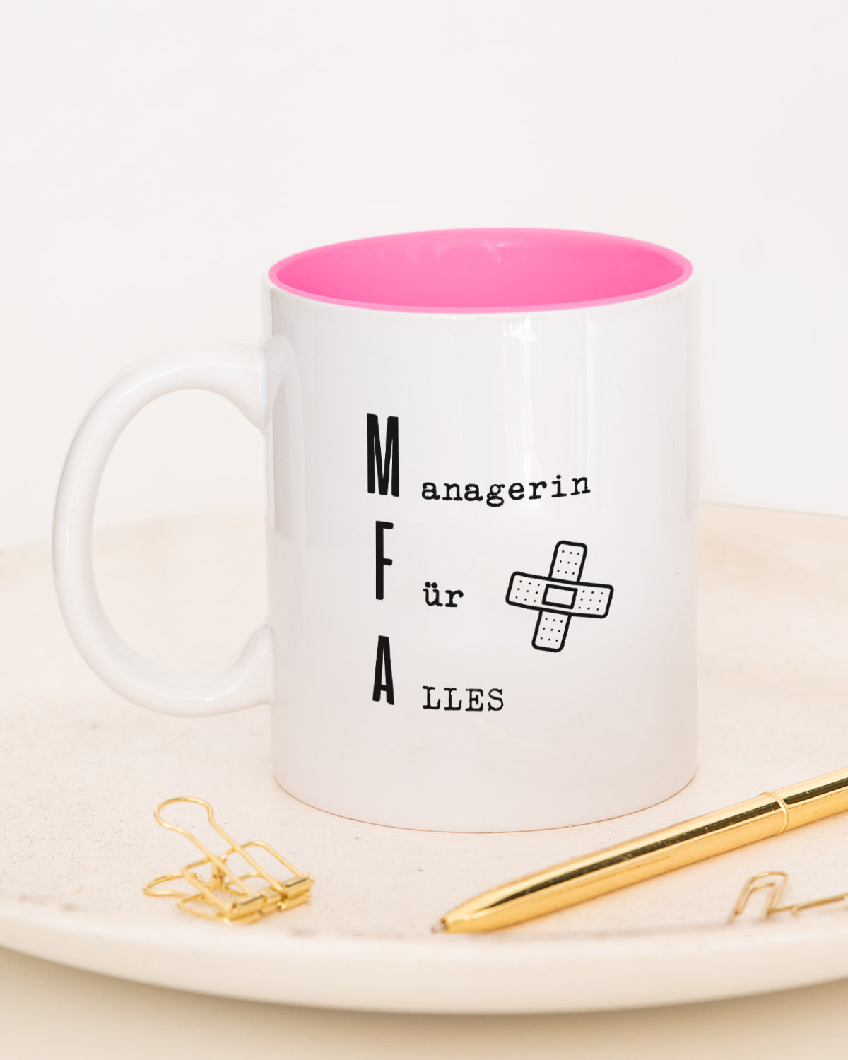 MFA: Managerin für alles - Tasse Pink Tasse Lieblingskollegen®