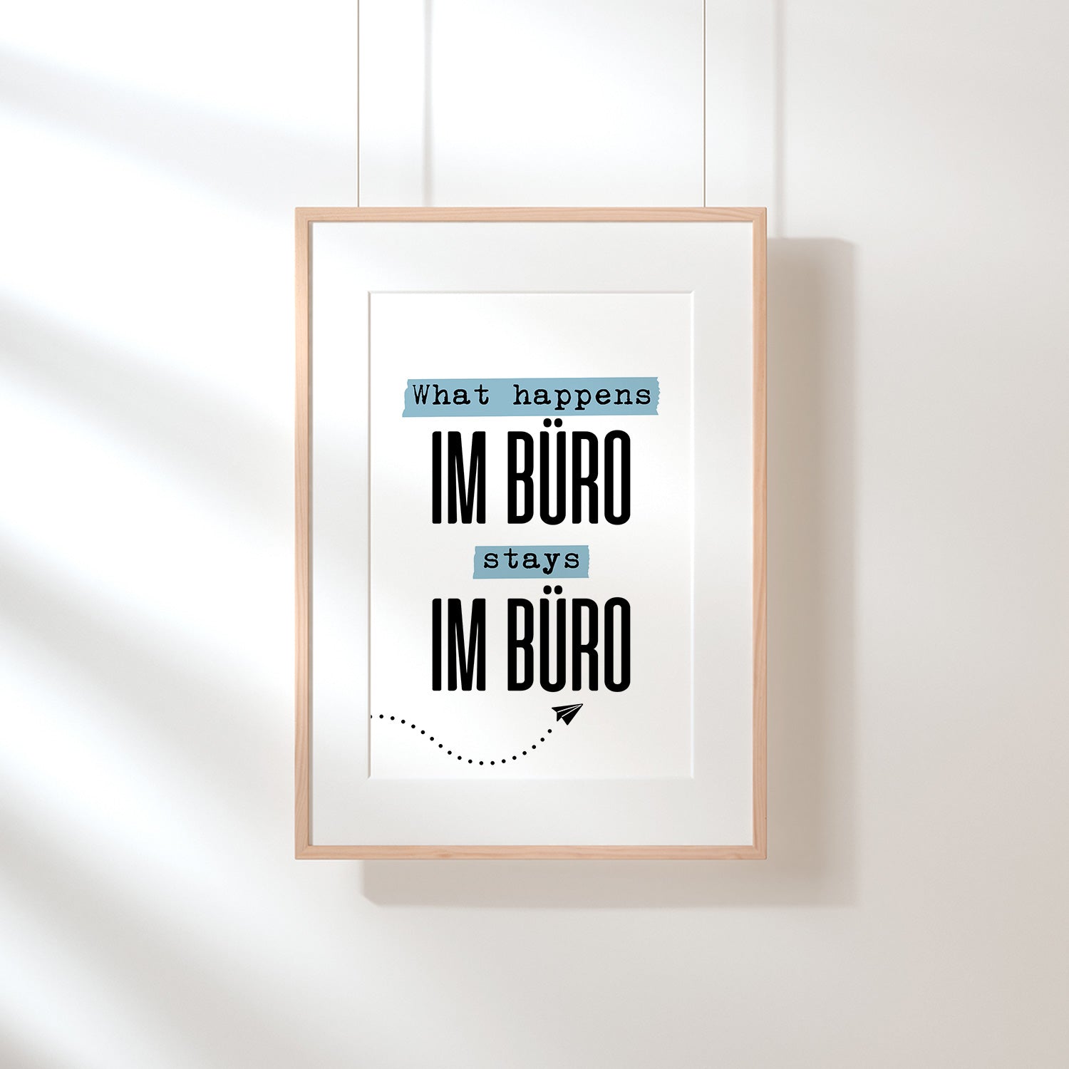 What happens im Büro stays im Büro - Poster Poster Lieblingskollegen®