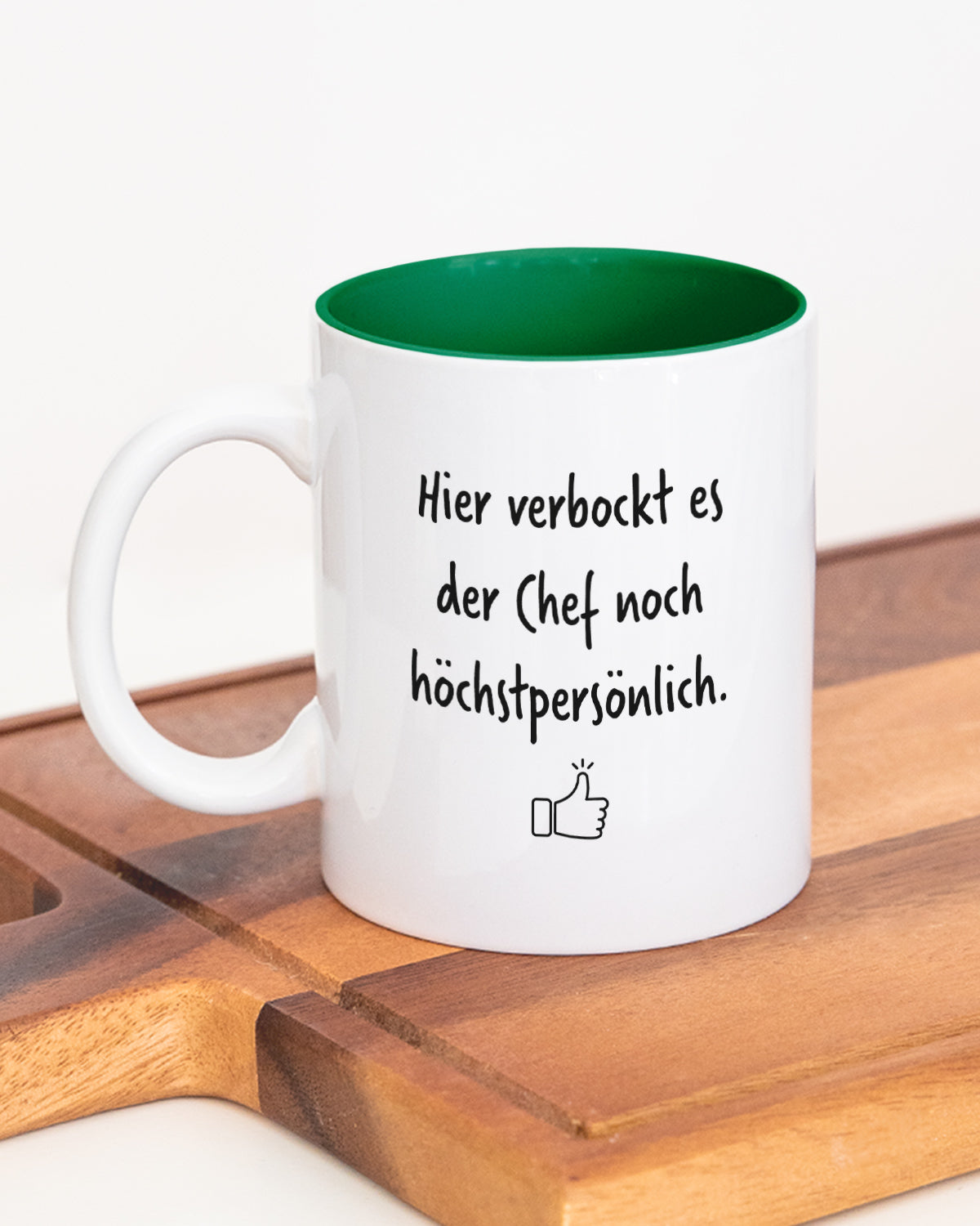 Hier verbockt es der Chef - Tasse Dunkelgrün Tasse Lieblingskollegen®