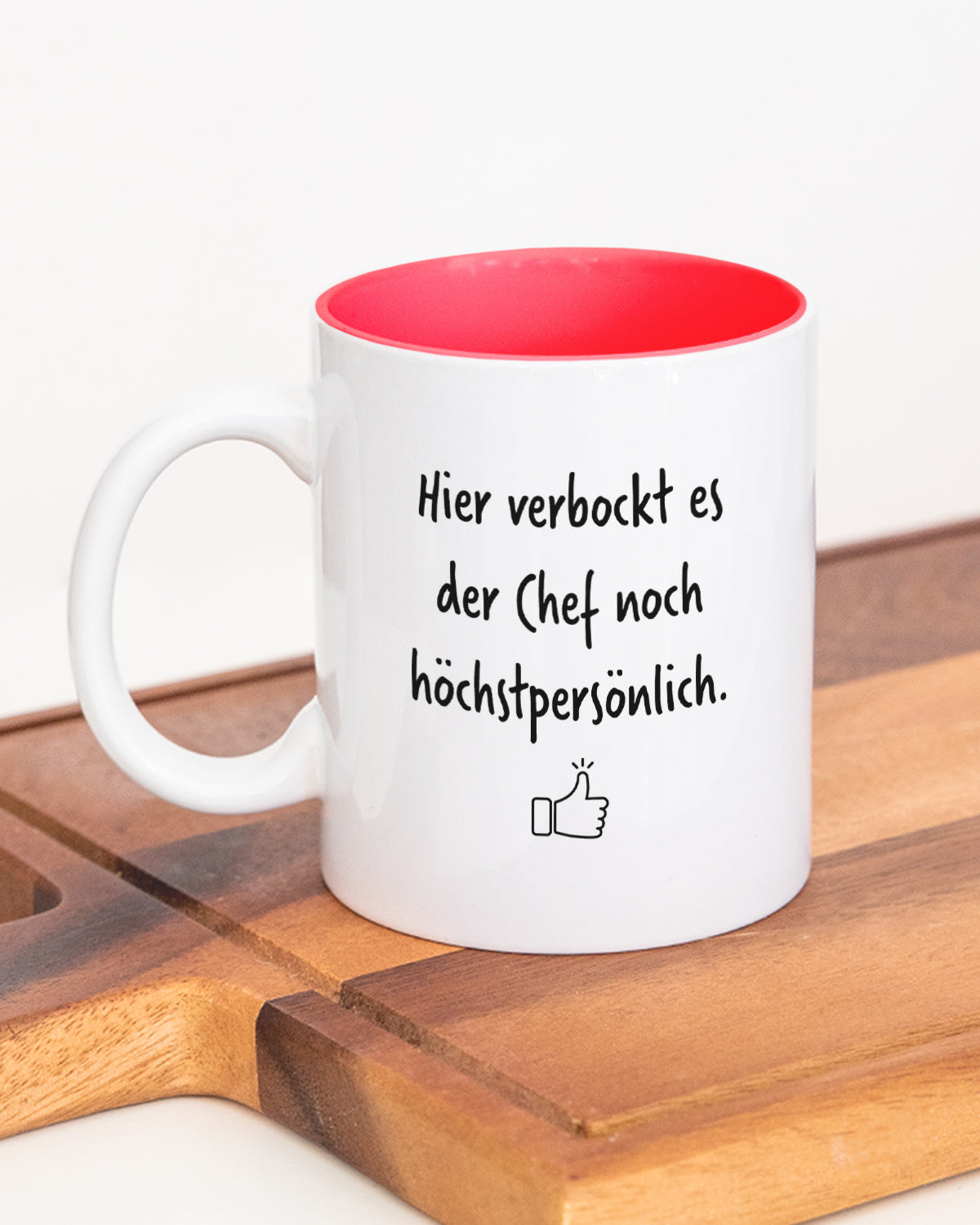 Hier verbockt es der Chef - Tasse Rot Tasse Lieblingskollegen®