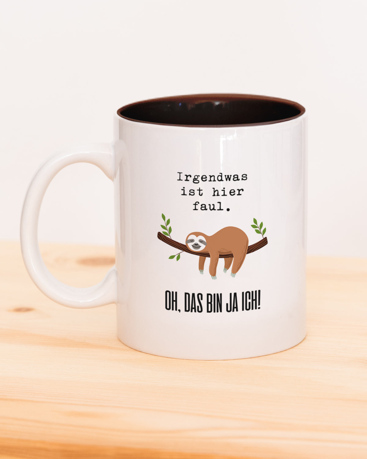 Irgendwas ist hier faul - Tasse Schwarz Tasse Lieblingskollegen®