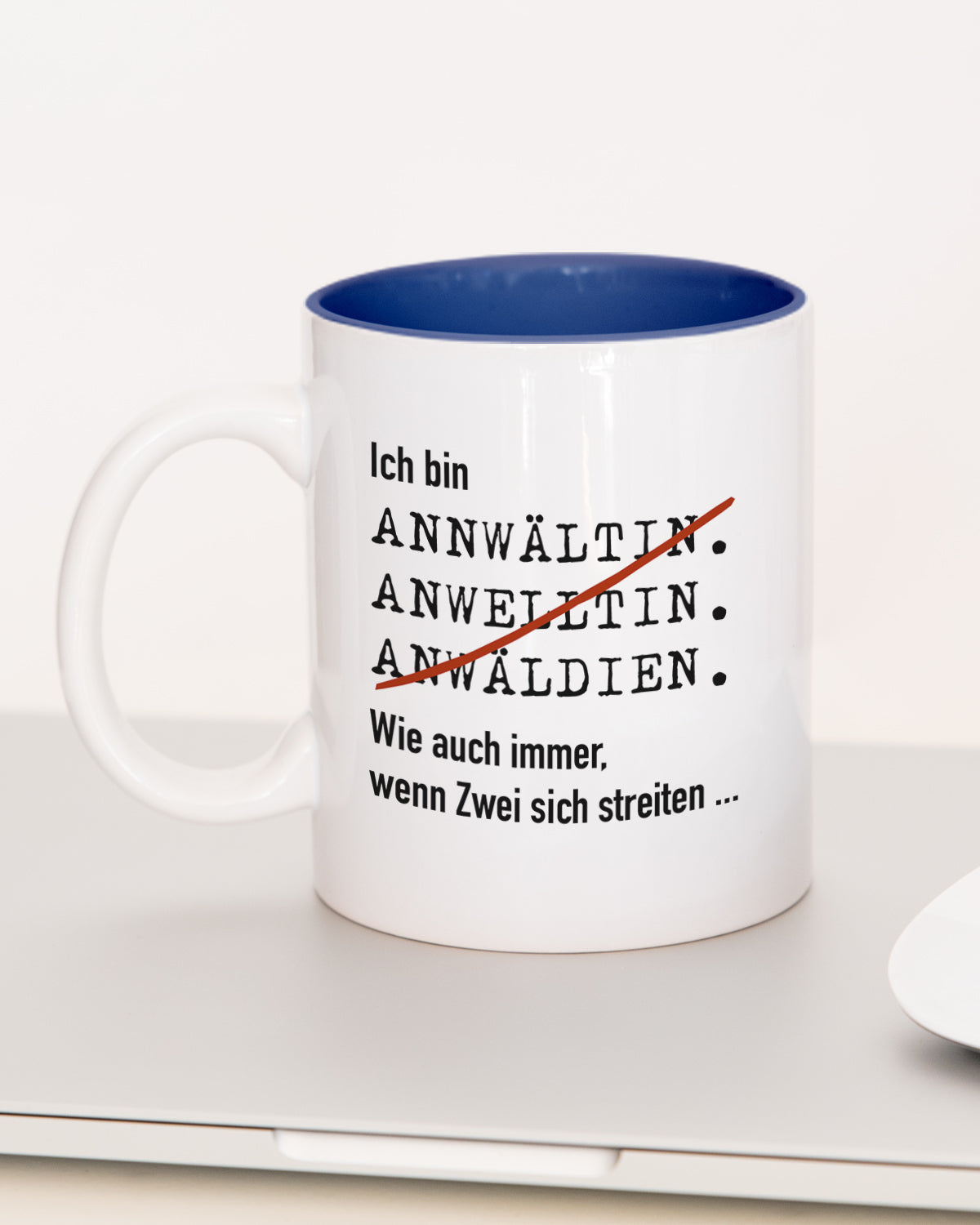 Ich bin Anwalt/Anwältin - Tasse Anwältin Dunkelblau Tasse Lieblingskollegen®