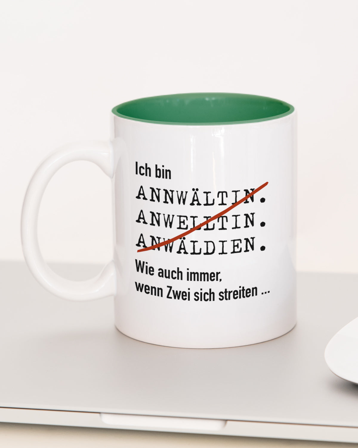 Ich bin Anwalt/Anwältin - Tasse Anwältin Dunkelgrün Tasse Lieblingskollegen®