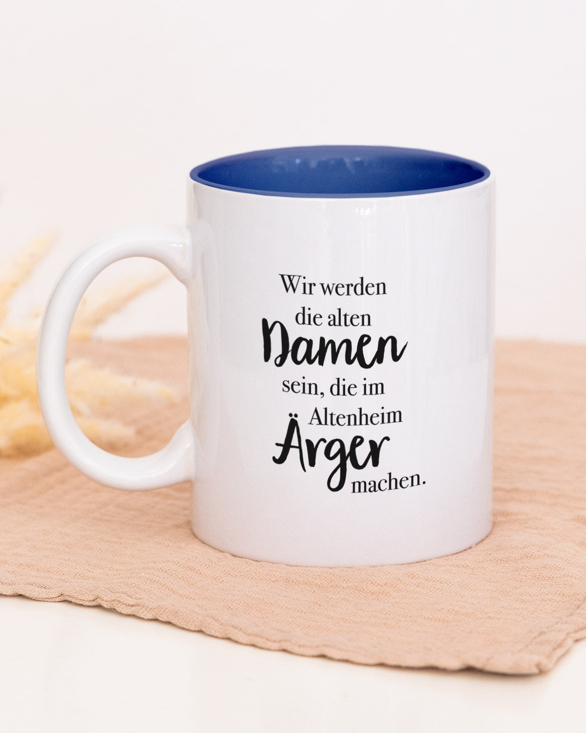 Damen im Altenheim - Tasse Dunkelblau Tasse Lieblingsmensch®