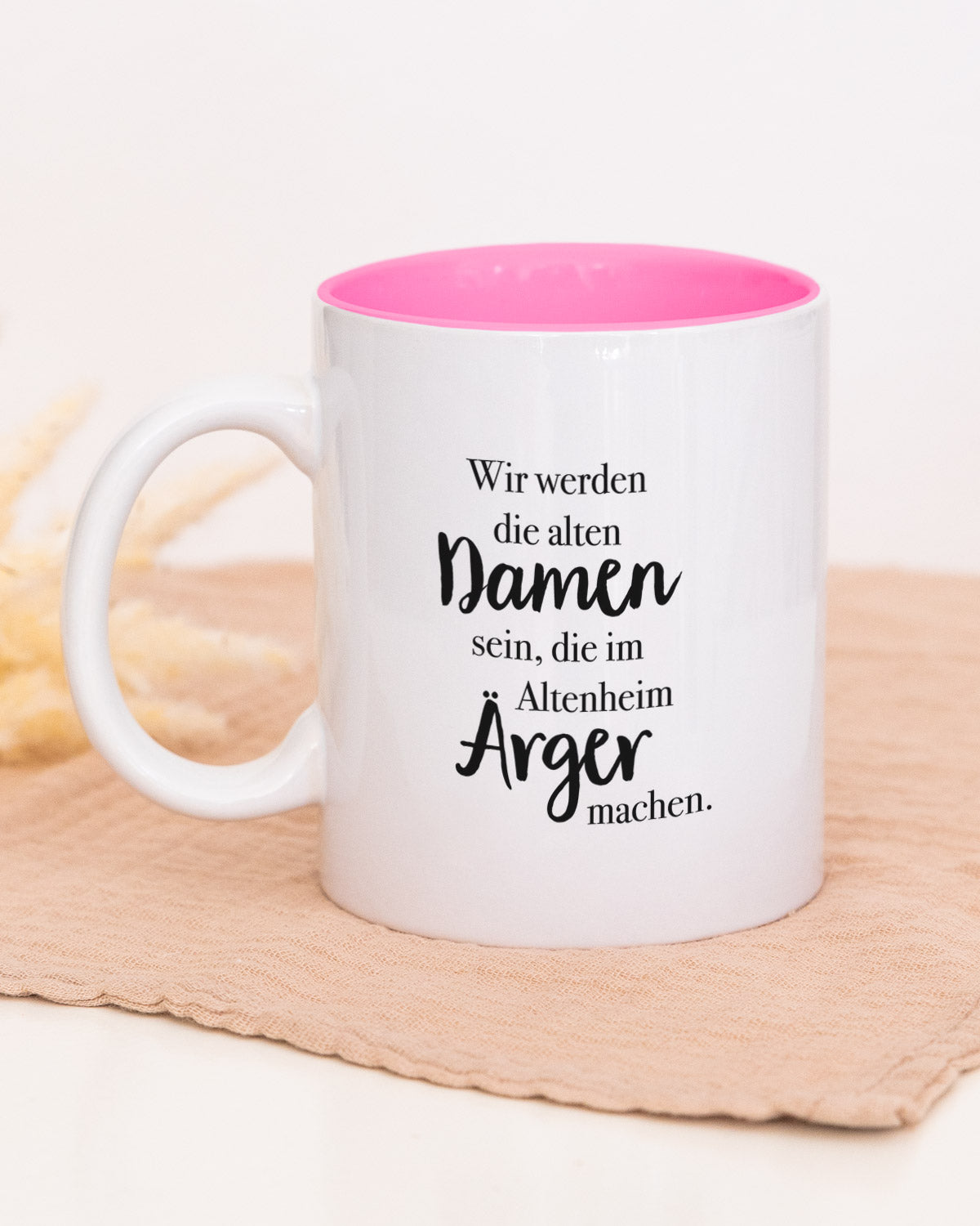 Damen im Altenheim - Tasse Pink Tasse Lieblingsmensch®