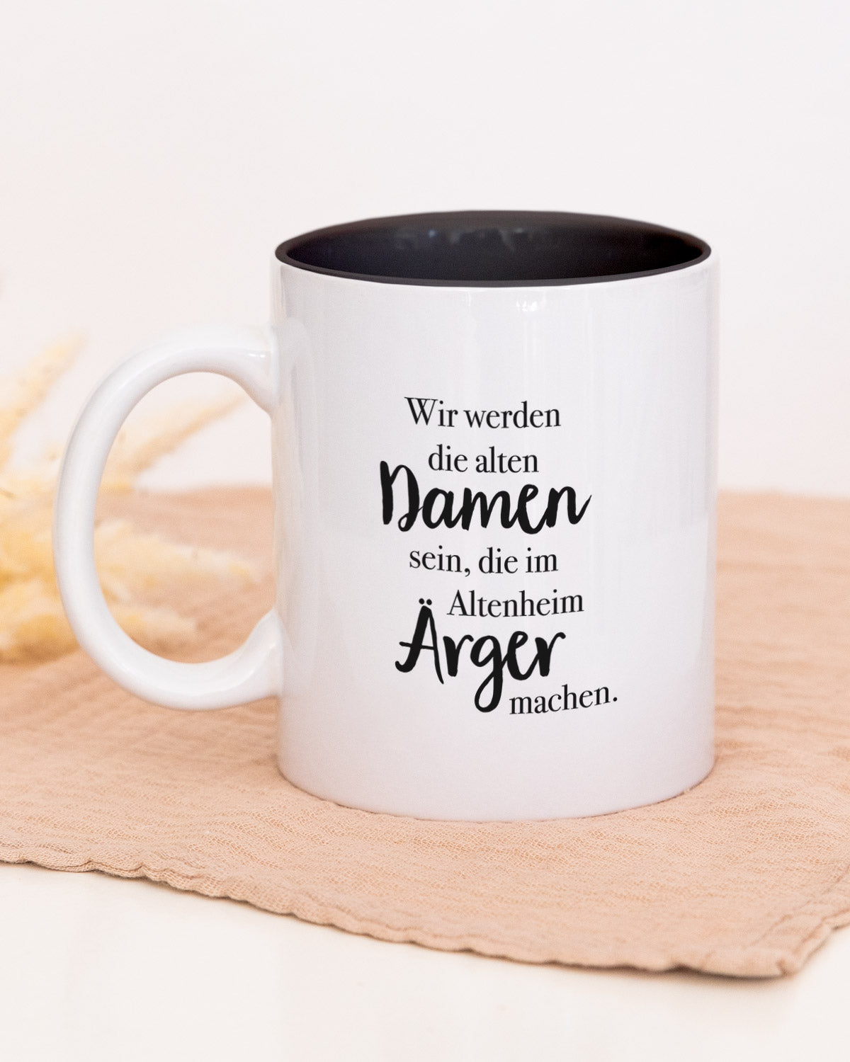 Damen im Altenheim - Tasse Schwarz Tasse Lieblingsmensch®