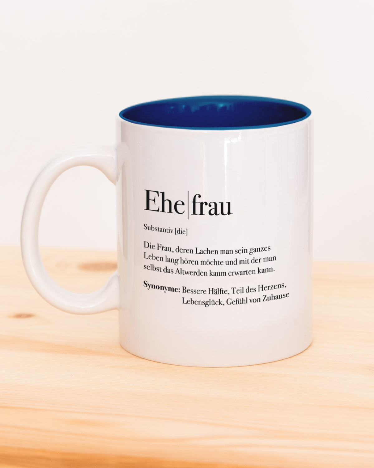 Definition Ehefrau - Tasse Dunkelblau Tasse Lieblingsmensch®