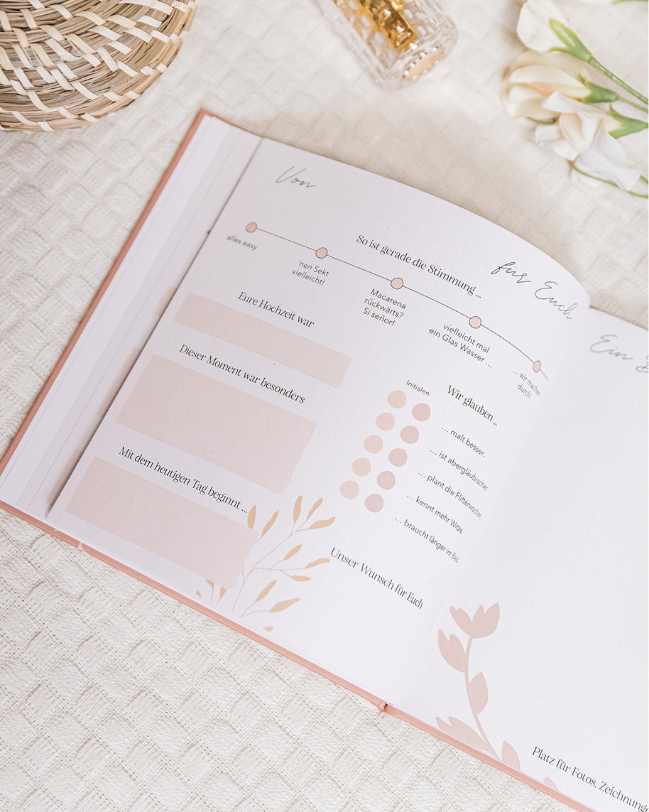 Gästebuch Hochzeit Aufdruck Blumen Beige