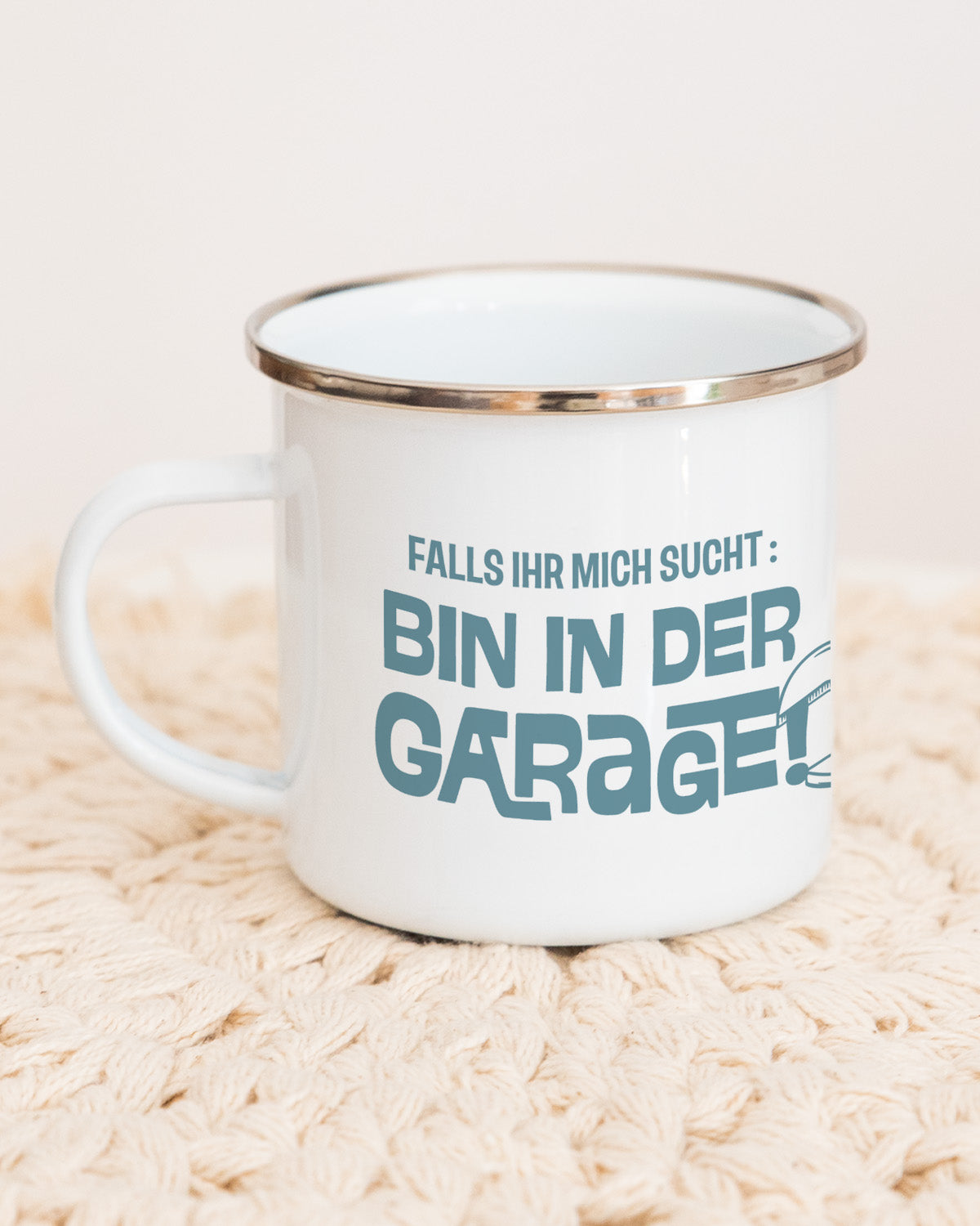 In der Garage - Emaille Tasse Tasse Lieblingsmensch®
