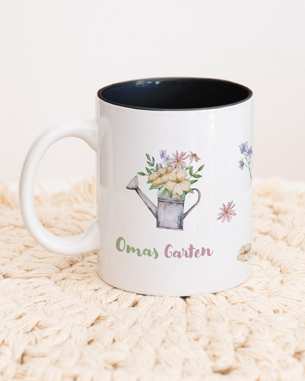 Omas Garten - Tasse Schwarz Tasse Lieblingsmensch®