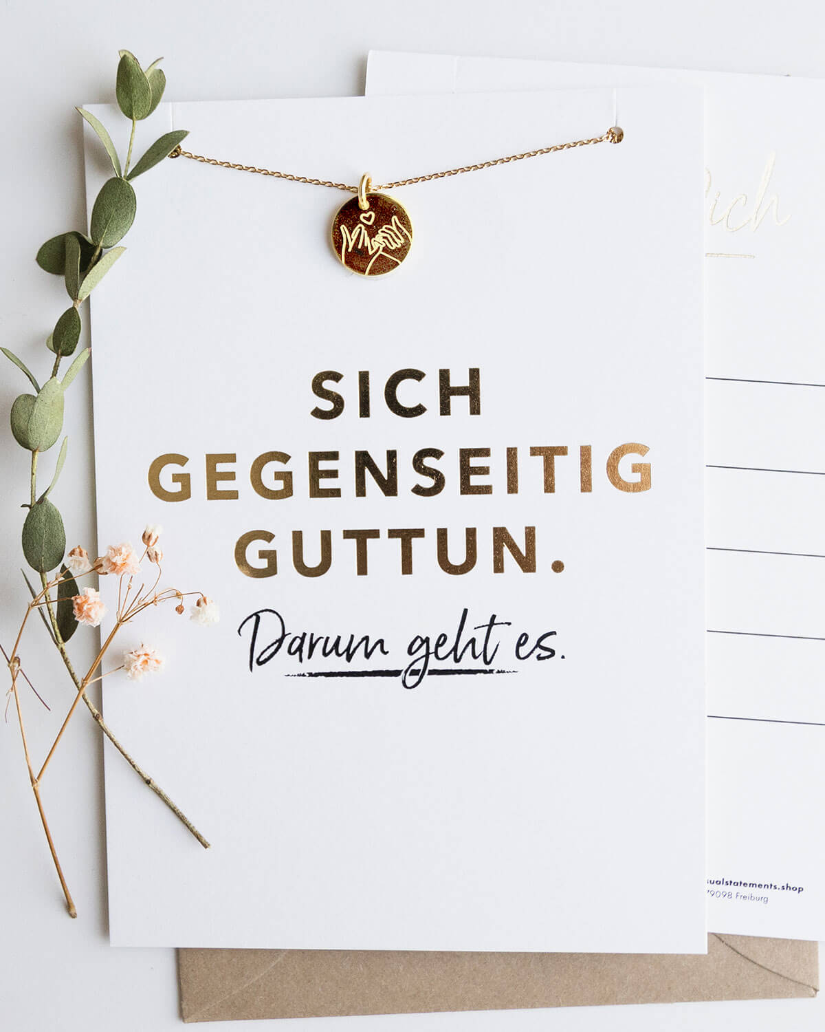 Pinky Swear - Halskette Gold mit Karte Halskette Visual Statements®