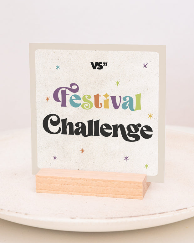 VS" Festival Challenges - Karten im Holzaufsteller