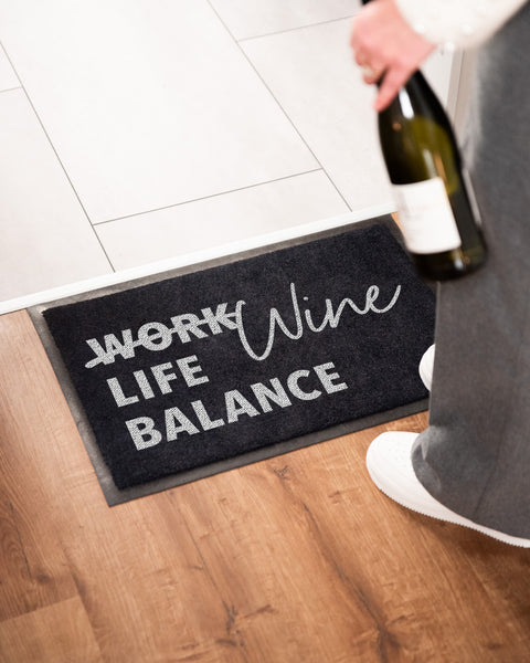 Wine Life Balance - Fußmatte Fußmatte Visual Statements®