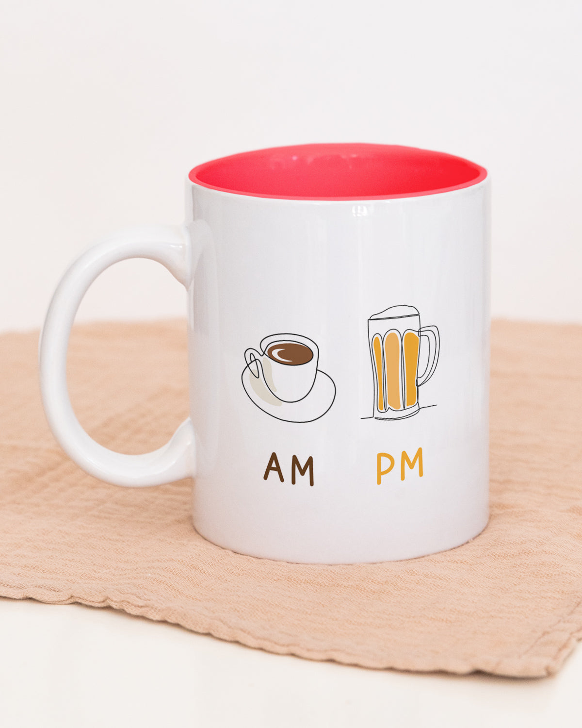 AM Coffee | PM Bier - Tasse Rot Tasse Visual Statements®