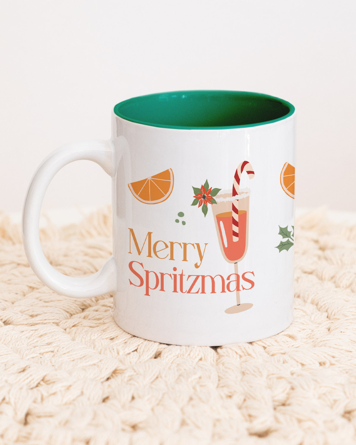 Merry Spritzmas - Tasse Dunkelgrün Tasse Visual Statements®