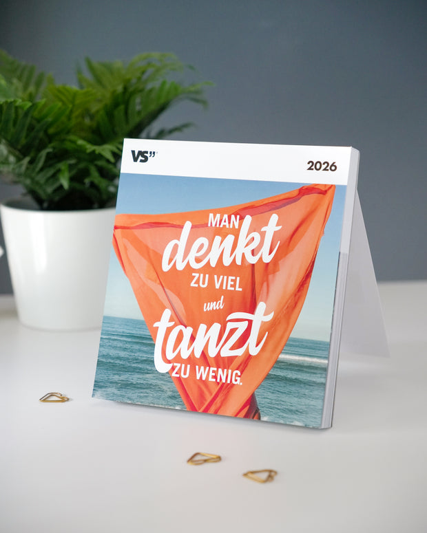 VS" - Postkartentischkalender 2026